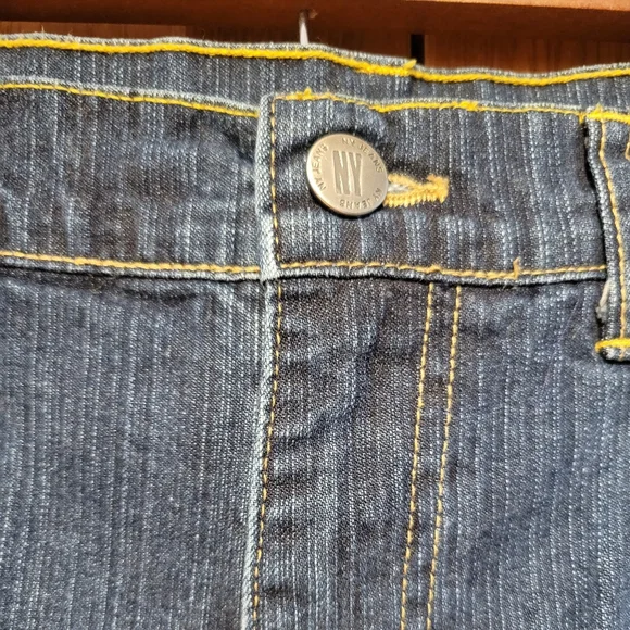 New York & Company NY Jeans Women's size 6 - Picture 4 of 12